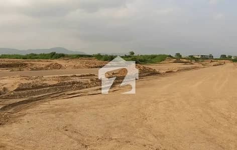 F-14/4 Plot 38x84 For Sale.