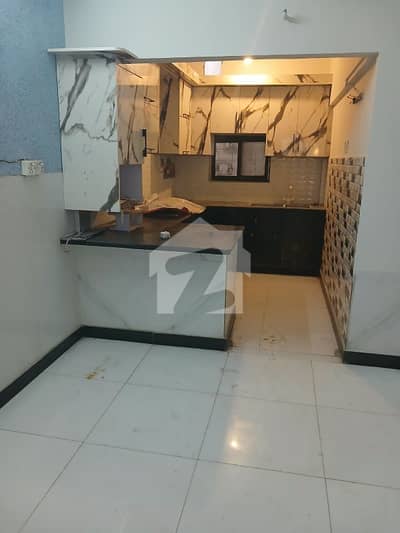 Prime Location 120 Square Yards House In Gulistan-e-Jauhar - Block 4 Is Available