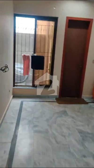 10 MARLA LOWER PORTION AVAILABLE FOR RENT 10 MARLA LOWER PORTION AVAILABLE FOR RENT