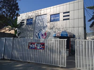 GULBERG ESTATE OFFER,2000 SQFT COMMERCIAL BUILDING FOR RENT LAINK MM ALAM GULBERG III LAHORE, Brand Outlet, Clinic, Salon, Software House, Gym, Cafe