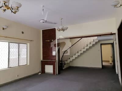 ایف ۔ 7 اسلام آباد میں 1 کنال Studio مکان 30.0 کروڑ میں برائے فروخت۔ ایف ۔ 7 اسلام آباد میں 1 کنال Studio مکان 30.0 کروڑ میں برائے فروخت۔