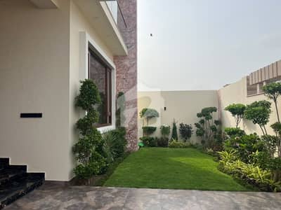 A Spacious Prime Location 500 Square Yards House In DHA Phase 8 A Spacious Prime Location 500 Square Yards House In DHA Phase 8