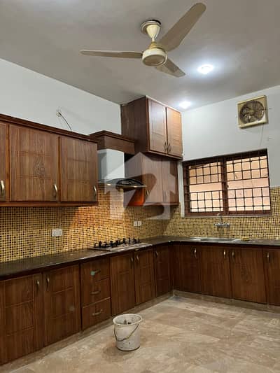E-11/3 Multi 1 Kanal Marble Flooring Upper Portion For Rent E-11/3 Multi 1 Kanal Marble Flooring Upper Portion For Rent