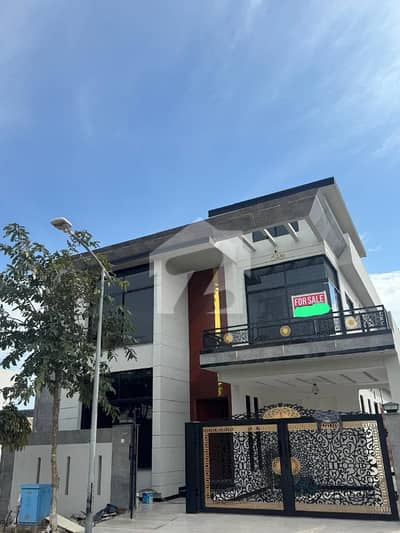 10 Marla Brand New Designer House for Sale Topcity D Block