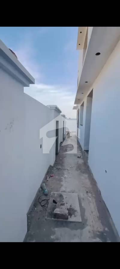 ڈی ایچ اے فیز 1 ۔ سیکٹر اے ڈی ایچ اے فیز 1,ڈی ایچ اے ڈیفینس,ملتان میں 5 کمروں کا 1 کنال مکان 3.5 کروڑ میں برائے فروخت۔