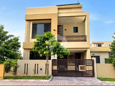 بحریہ ٹاؤن فیز 8 بحریہ ٹاؤن راولپنڈی,راولپنڈی میں 3 کمروں کا 5 مرلہ مکان 2.3 کروڑ میں برائے فروخت۔ بحریہ ٹاؤن فیز 8 بحریہ ٹاؤن راولپنڈی,راولپنڈی میں 3 کمروں کا 5 مرلہ مکان 2.3 کروڑ میں برائے فروخت۔