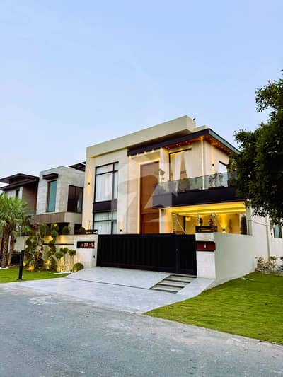1 Kanal Beautifully Designed Modern House Upper Portion for Rent in DHA Phase 8 Ex Air Avenue