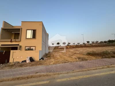 125 Sq Yd Plot For Sale Precinct-11B, Bahria Town Karachi. Near Murree Point | Prime Location | Ideal for Residence or Investment. Just 8 Min Drive from Main Gate.