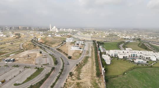 بحریہ ہلز بحریہ ٹاؤن کراچی,کراچی میں 1 کنال رہائشی پلاٹ 1.75 کروڑ میں برائے فروخت۔