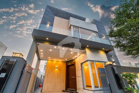 Ideally Located Modern Design House Is Up for Sale in DHA Lahore