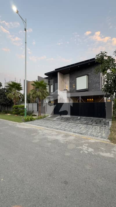 2 Kanal Galleria Desiged House For Sale In DHA Phase 7 Near DHA Raya Lahore