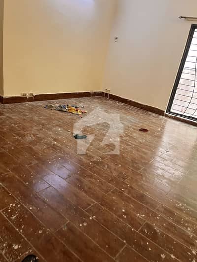 Beautiful House Available For rent in Askari 10 Lahore  Near to park Near to masjid