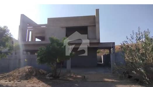 670 Sq Yds Semi-Corner Grey Structure Villa (Single Belt) For Sale Bahria Hills