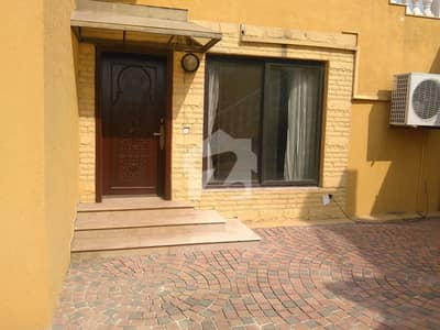 بنی گالہ اسلام آباد میں 3 کنال Studio مکان 14.5 کروڑ میں برائے فروخت۔
