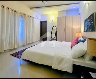 FOR RENT: FULLY FURNISHED 1,650 SQ FT 3-BEDROOM BUNGALOW-FACING APARTMENT WITH LIFT & RESERVED PARKING ITTEHAD COMMERCIAL, DHA PHASE 6, KARACHI