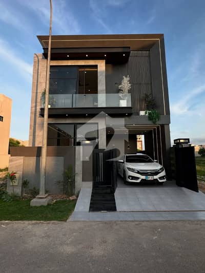 5 Marla Ultra Modern House For Rent DHA Phase 9 Lahore