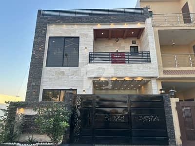 5 Marla Ultra-Luxury House For Sale Ready To Move! ParkView City