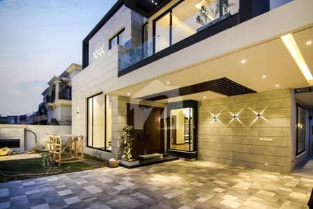 Luxury 1-Kanal House For Sale DHA Phase 5, Lahore, Prime Location Near To Park And Commercial. Luxury 1-Kanal House For Sale DHA Phase 5, Lahore, Prime Location Near To Park And Commercial.