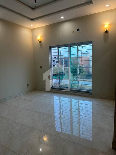 5 Marla Beautifully Designed House For Sale In Park View City Lahore