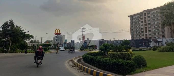 Flat For rent In Rs. 150000 Flat For rent In Rs. 150000