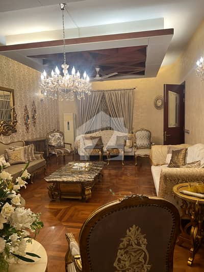 ڈی ایچ اے فیز 7 ڈی ایچ اے ڈیفینس,کراچی میں 6 کمروں کا 1 کنال مکان 8.5 لاکھ میں کرایہ پر دستیاب ہے۔ ڈی ایچ اے فیز 7 ڈی ایچ اے ڈیفینس,کراچی میں 6 کمروں کا 1 کنال مکان 8.5 لاکھ میں کرایہ پر دستیاب ہے۔