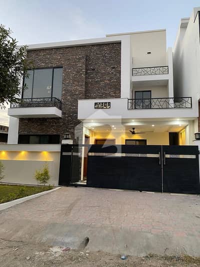 7 Marla Brand New House for Sale Block I, Gulberg Islamabad A beautifully designed 7 Marla Brand New House is available for sale in the highly sought-after Block I, Gulberg Islamabad. Property Features: * 4 Spacious Bedrooms * 2 Drawing Rooms * 2 7 Marla Brand New House for Sale Block I, Gulberg Islamabad A beautifully designed 7 Marla Brand New House is available for sale in the highly sought-after Block I, Gulberg Islamabad. Property Features: * 4 Spacious Bedrooms * 2 Drawing Rooms * 2