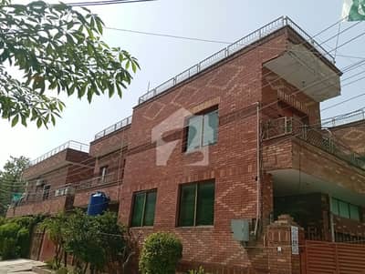 10 Marla Corner House for Sale in Karim Block, Allama Iqbal Town Lahore