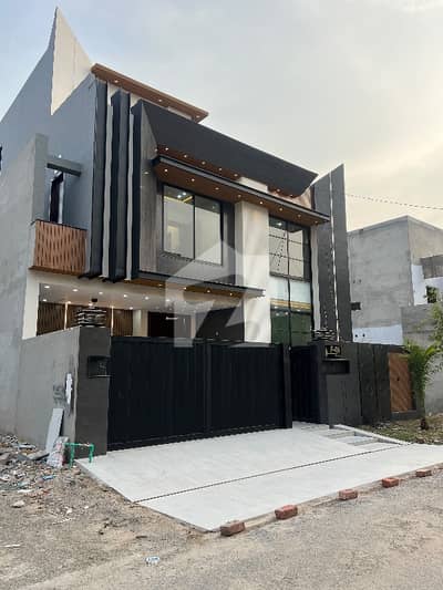 10 Marla Dubble Ttori House Available For Sale in Royal Orchard Multan