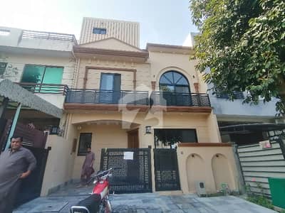 Ideal House Is Available For sale In D-12 Ideal House Is Available For sale In D-12