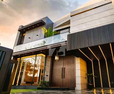 1 Kanal Magnificent Ultra Modern Double Height Lobby Bungalow For Sale Near To |Raya Fairways Commercial