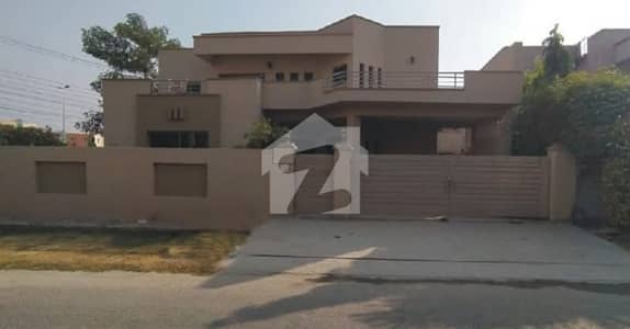 عسکری 11 عسکری,لاہور میں 4 کمروں کا 1 کنال مکان 2.7 لاکھ میں کرایہ پر دستیاب ہے۔