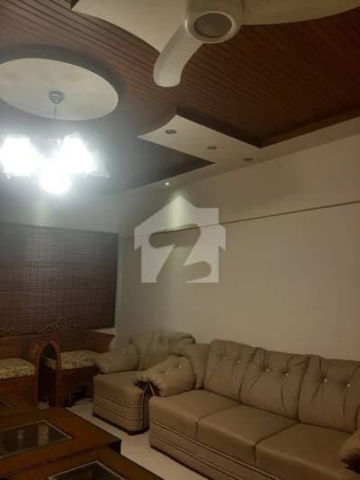 Prime Location 1650 Square Feet Flat In PECHS Block 2 Prime Location 1650 Square Feet Flat In PECHS Block 2