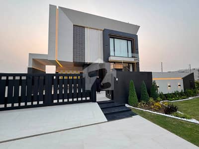 ONE KANAL BRAND NEW LUSH DESIGNER HOUSE FOR SALE IN DHA 2 ISB