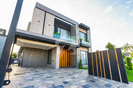 1 Kanal Top Quality Build Luxurious Beautiful Ultra Modern Design Villa With Basement For Sale In DHA Lahore Phase 7 Prime Location Near To Raya