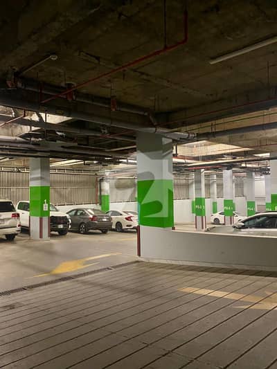 Hot Location Building Available For Rent Near Packages Mall,