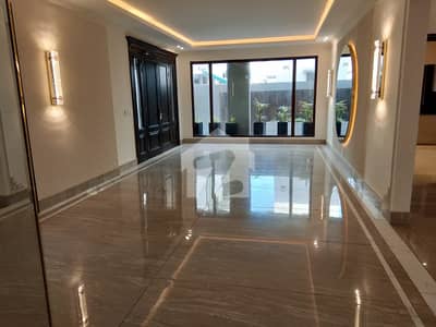 1000 YARDS LUXURY BANGLOW DHA PHASE 6 PRIME LOCATION