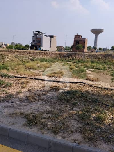 5 Marla Plot Available At Hot Location Near To park Mosque & Commercial At Reasonable Price In New Lahore City phase 3