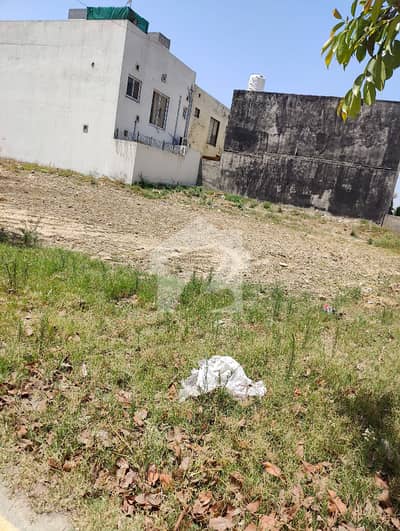 7 MARLA MOST BEAUTIFUL PRIME LOCATION RESIDENTIAL PLOT FOR SALE IN NEW LAHORE CITY PHASE 2 WITH ALL DUSE CLEAR