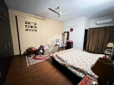 A SPLENDID HOME IN A PRIME LOCATION - ASKARI 14, DHA PHASE 4