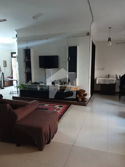 Beautiful 3-Bed Ground Floor Portion for Rent with Separate Utilities & Car Parking