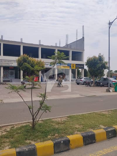 5.33 MARLA COMMERCIAL PLOT ON PRIME LOCATION WITH 50 WIDE PARKING SPACE AVAILABLE FOR SALE IN NEW LAHORE CITY PHASE 2 MAIN BOULEVARD 150 FEET ROAD