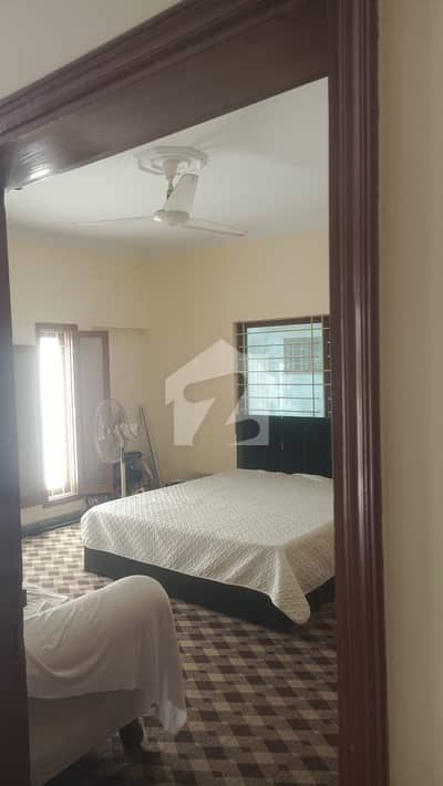 DHA Phase 6 700 Square Yards Upper Portion Up For rent