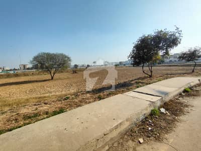 Corner Marvellous Location 1 Kanal Residential Plot No 484 For Sale In DHA Phase 5 - Block M Lahore