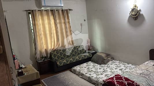 10 Marla Corner House 6 Bed Marble Floor