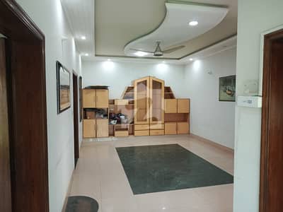 10 Marla Upper Portion Available For Rent