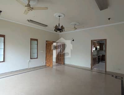 2nd Floor 4 Marla Office For Rent In DHA Phase 1 - Block K Lahore