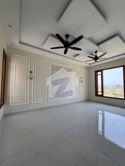 FOR SALE: BRAND NEW ARCHITECT-DESIGNED 300 SQ YD 4-BEDROOM (1+3) BUNGALOW WITH FULL BASEMENT DHA PHASE 8, KARACHI