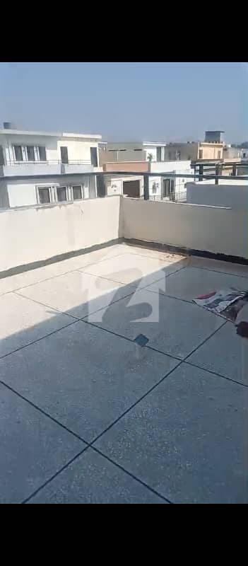 پی ایچ اے ایف آفیسرز ریزڈینسیا کوری روڈ,اسلام آباد میں 4 کمروں کا 8 مرلہ بالائی پورشن 1.4 لاکھ میں کرایہ پر دستیاب ہے۔ پی ایچ اے ایف آفیسرز ریزڈینسیا کوری روڈ,اسلام آباد میں 4 کمروں کا 8 مرلہ بالائی پورشن 1.4 لاکھ میں کرایہ پر دستیاب ہے۔