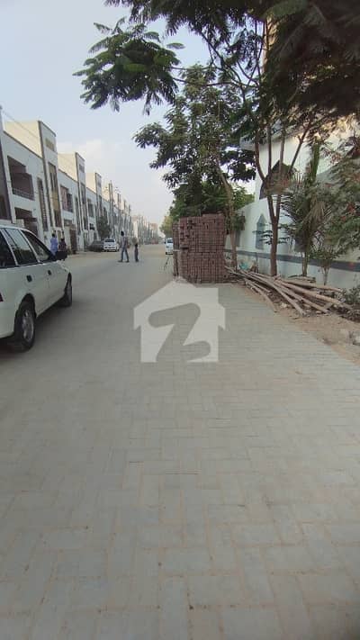 Lease Plot, Good Location