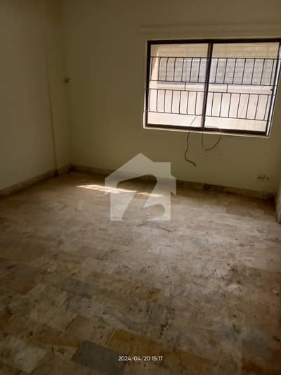 600 Sq Yrds 3 Side Corner House Best For Office Or Investor 600 Sq Yrds 3 Side Corner House Best For Office Or Investor